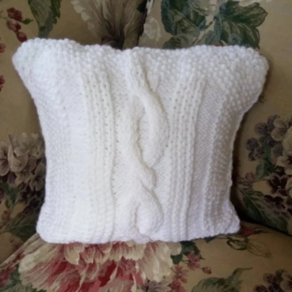 Hand Crafted Knit Throw Pillow White Leaf Button Cable Home Decor Cabin Original